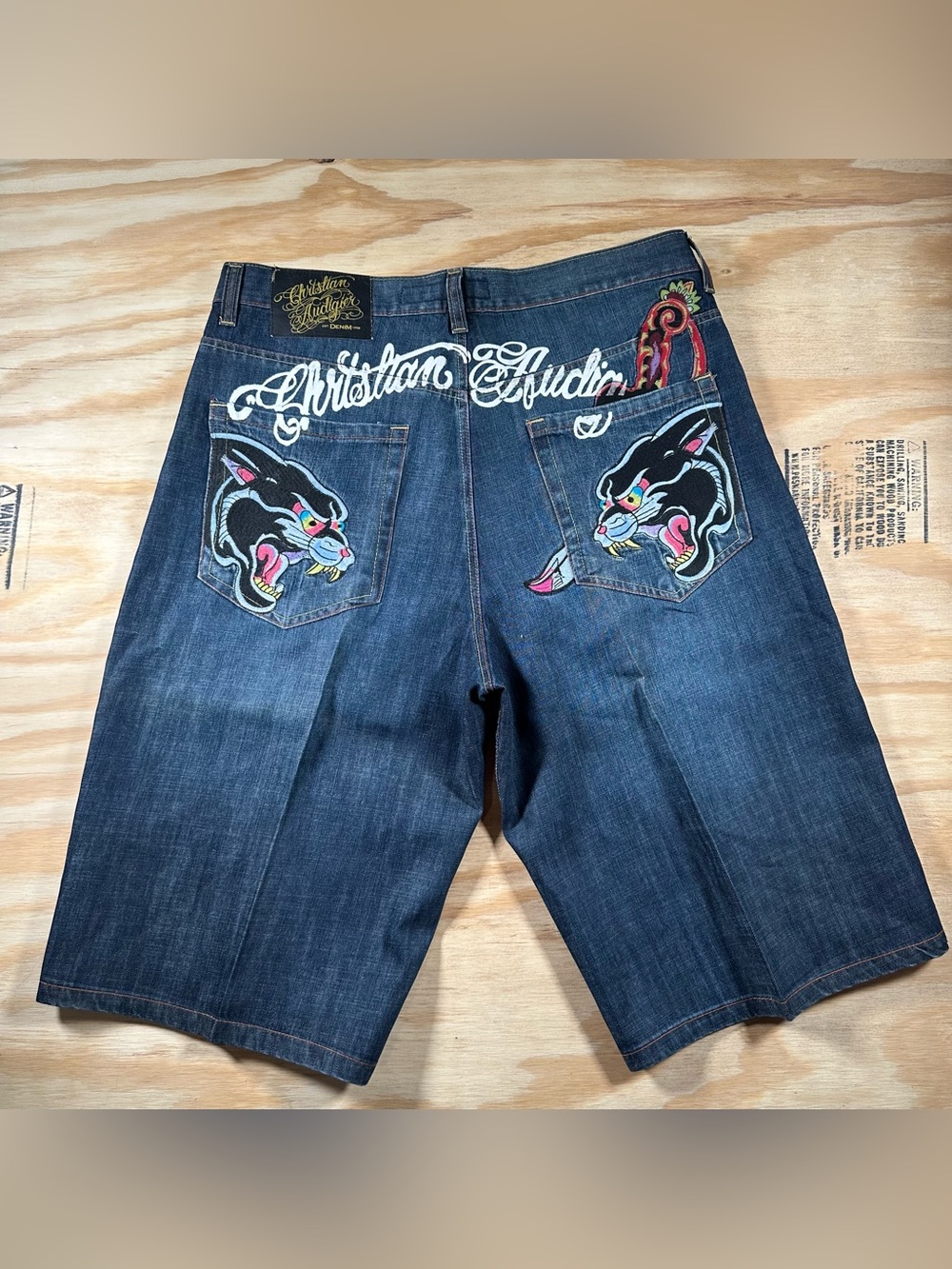 Vintage Christian Audigier Y2K Embroidered Panther Tattoo Denim Shorts Size 40